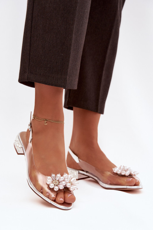 Voir à travers des sandales Sur un talon bas Avec des décorationsi Detalami D&A MR52-229 couleur argent