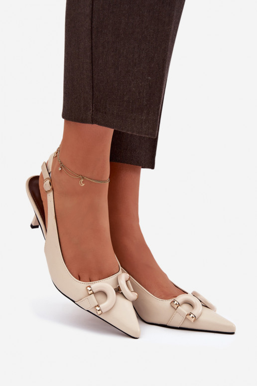 Sandales pour femmes avec des talons fins Avec des décorations Detalem couleur ivoire Brienne