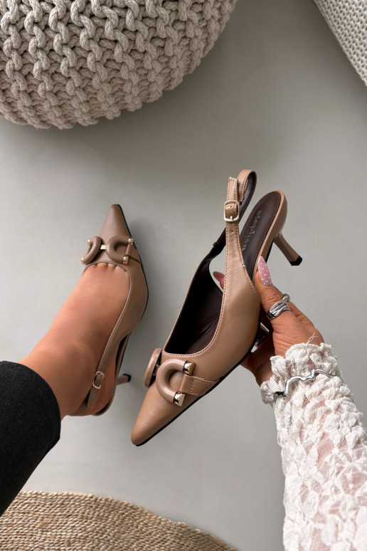 Sandales pour femmes avec des talons fins Avec des décorations Detalem marron Brienne