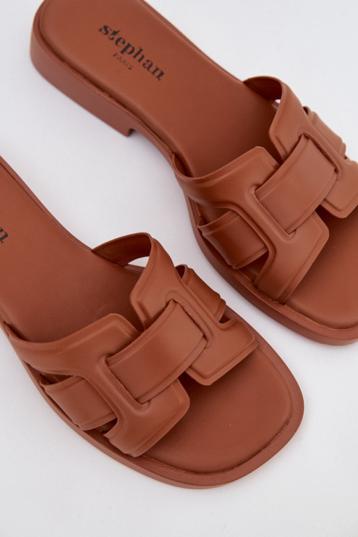 Pantoufles pour femmes avec des talons larges marron Lorania