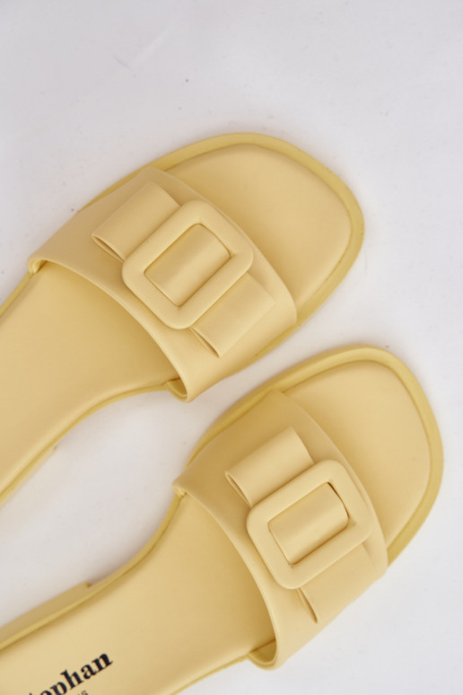 Pantoufles pour femmes avec des talons larges avec boucles couleur jaune Melivra