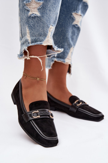 Mocassins pour femmes noires avec des éléments décoratifs Evelora