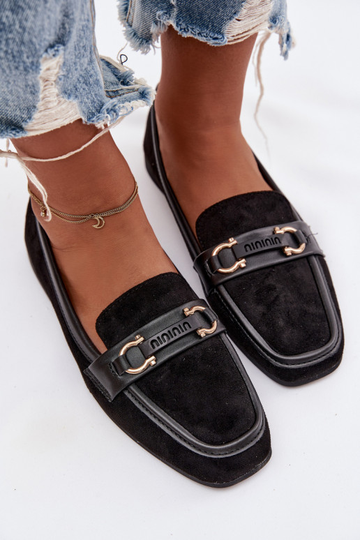 Mocassins pour femmes noires avec des éléments décoratifs Evelora