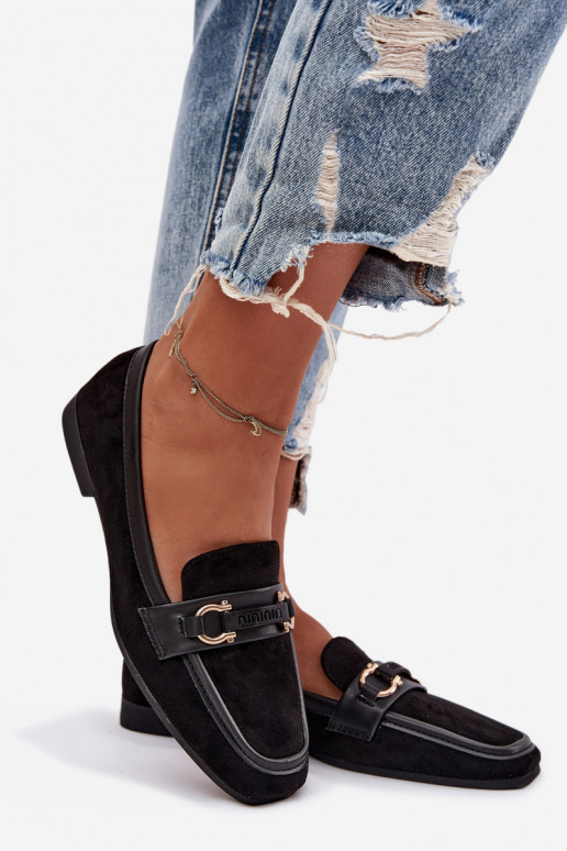Mocassins pour femmes noires avec des éléments décoratifs Evelora