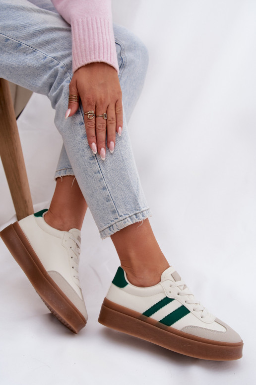 Chaussures modèle baskets Féminin avec une plateforme en cuir écologique Blanc-couleur verte Elaraven