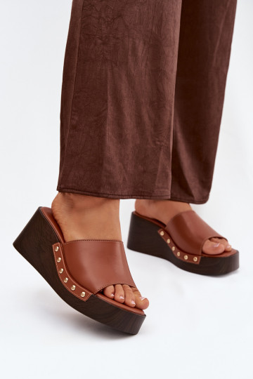 Pantoufles pour femmes Sur un coin Ze couleur doréemi Goujons marron Arionne 2