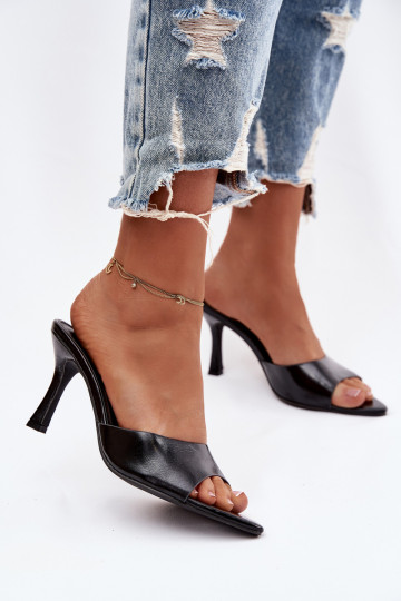 avec effet vernis Pantoufles pour femmes avec des talons couleur noire Lirissa 2