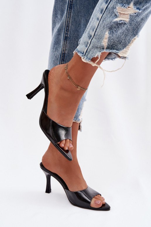 avec effet vernis Pantoufles pour femmes avec des talons couleur noire Lirissa