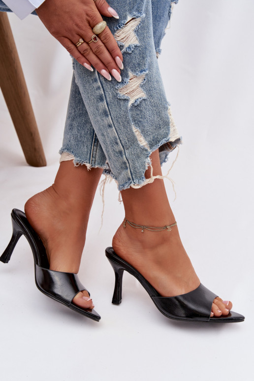 avec effet vernis Pantoufles pour femmes avec des talons couleur noire Lirissa