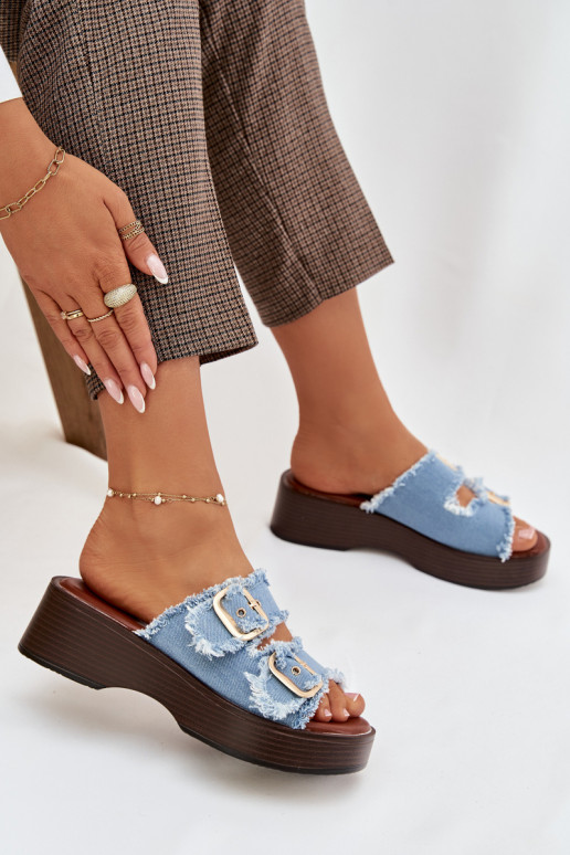 Pantoufles pour femmes avec une plateforme Ze couleur doréemi avec bouclesmi couleur bleue Renelisse