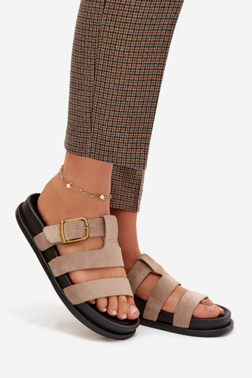 Pantoufles pour femmes avec des bandes I Złotą avec boucles beige Ulirissa