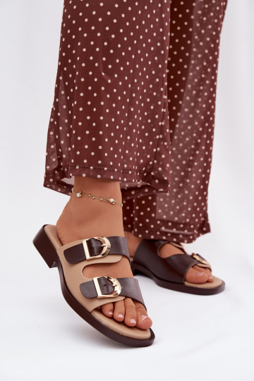Sandales féminines à talons larges couleur or avec clous couleur sable 2