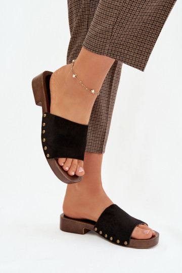 Sandales féminines à talons larges couleur or avec clous couleur marron 2