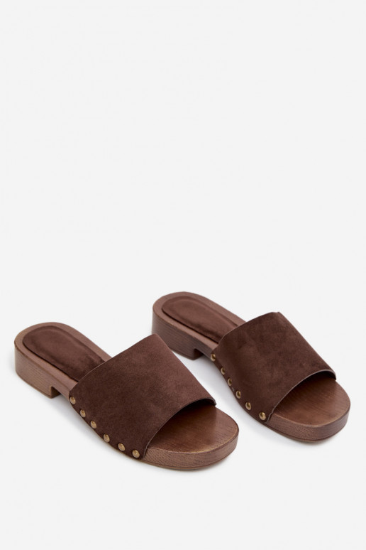 Pantoufles pour femmes avec des talons larges Ze couleur doréemi Goujons CzekoladoÀe Girella