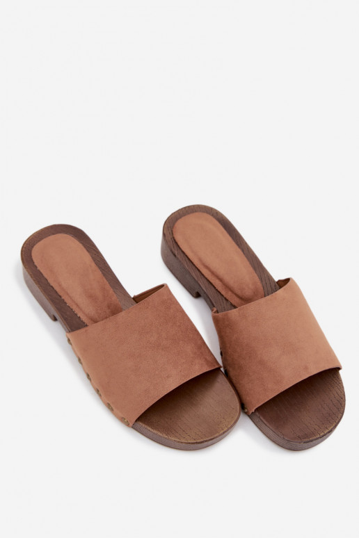 Pantoufles pour femmes avec des talons larges Ze couleur doréemi Goujons marron Girella