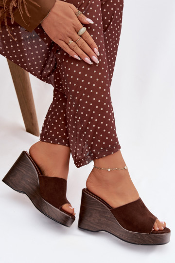 Chaussons pour femmes plateforme „Ravelia“ couleur chocolat
