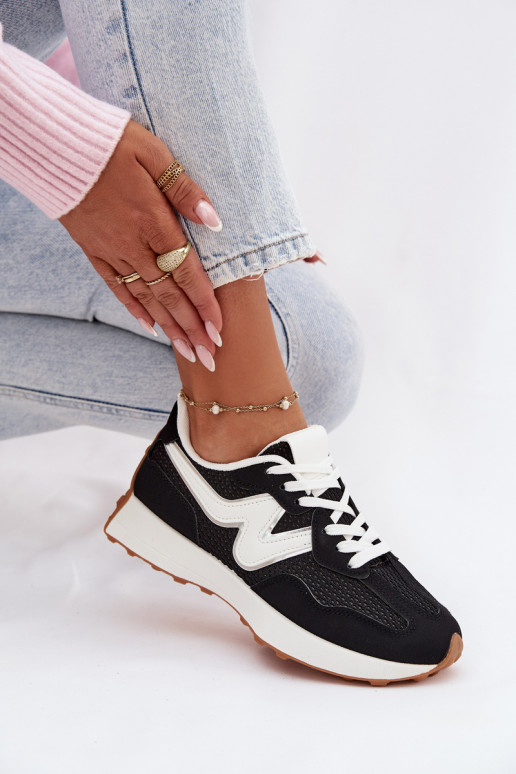 baskets Féminin avec une plateforme couleur noire Janelora