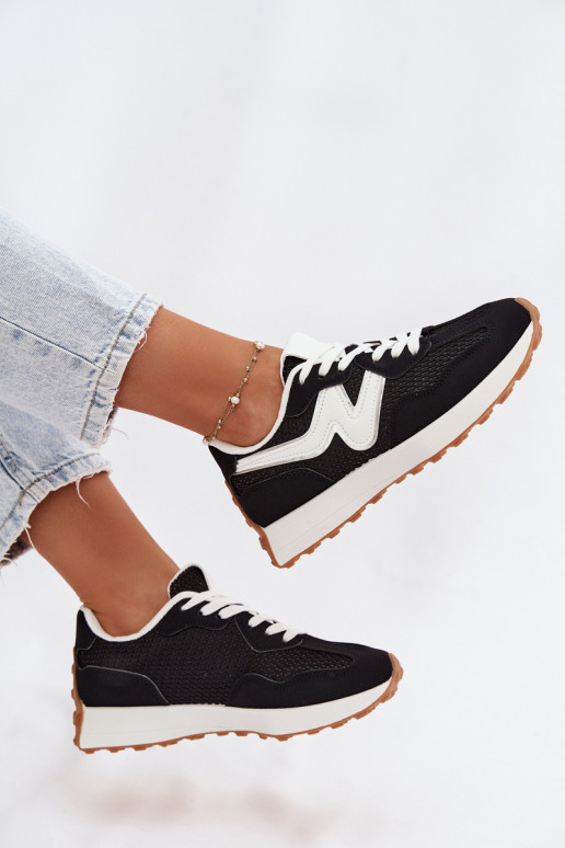 baskets Féminin avec une plateforme couleur noire Janelora