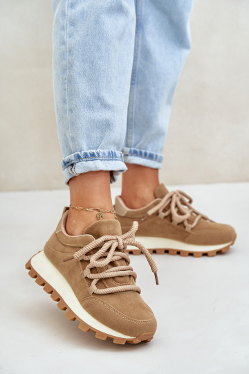 baskets Chaussures modèle baskets avec une plateformeen daim écologiqueu marron Riadella 2