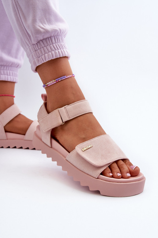 Féminin Sandales en daim avec une plateforme Big Star NN274701 couleur rose