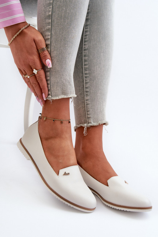 Mocassins avec des talons larges Féminin couleur blanche Enzla