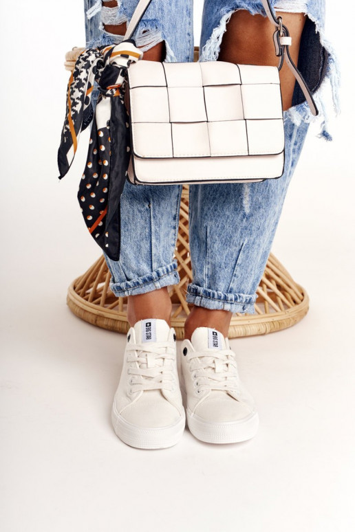 Le bas des femmes chaussures décontractées Big Star DD274451 couleur blanche