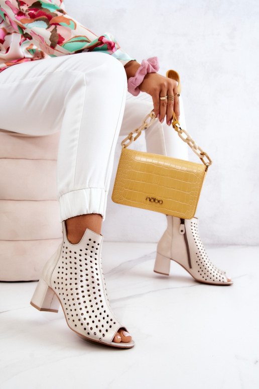 Peau Bottes ajourées Il fautciejka 05420-04 beige