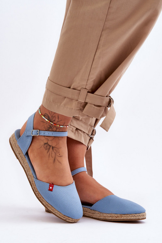 Féminin espadrilles avec une plateforme Big Star FF274532 couleur bleue