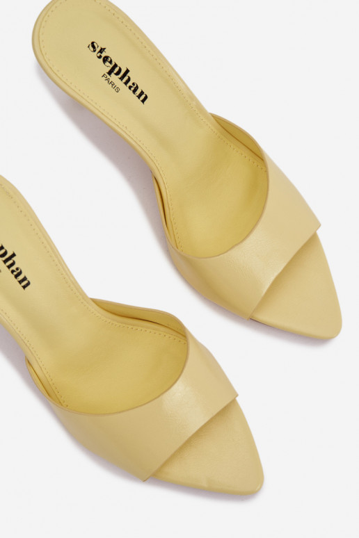 Sandales laquées jaunes à talons Lirissa