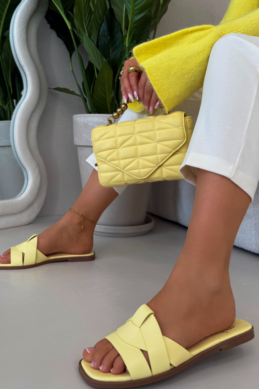 Chaussons Appartement pour femmes avec des bandes couleur jaune Il fautrissae