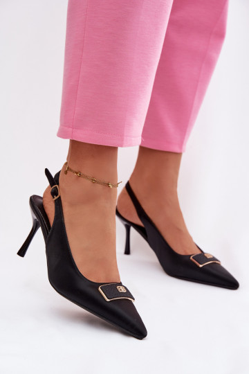 Sandales pour femmes à talons hauts avec détails ornés couleur noire Lurella 2