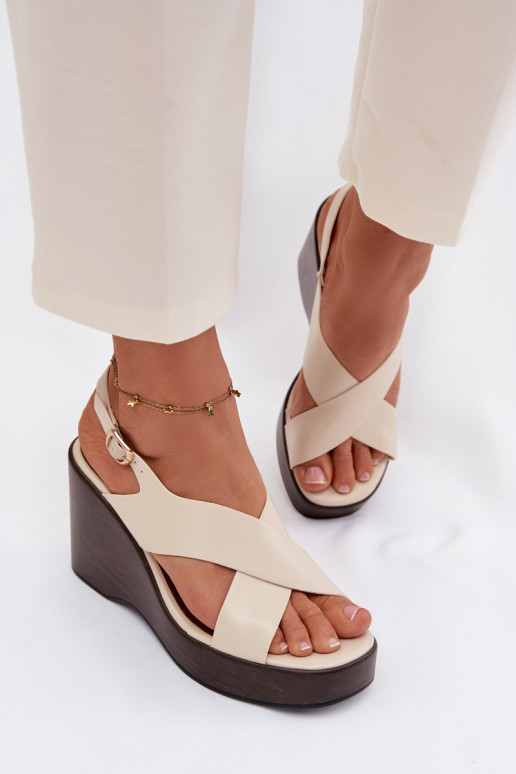 Sandales pour femmes en cuir écologique Activé cothurneie beige Janivra