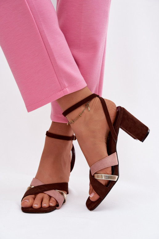 Sandales à talons hauts pour femme avec des bandes en daim écologiqueoÀe CzekoladoÀe Karilora