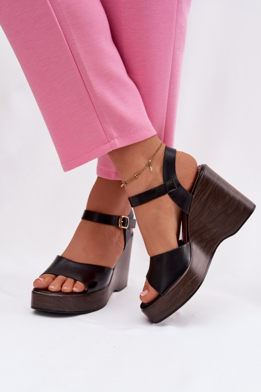 Sandales pour femmes Sur un coin Eko Peau couleur noire Parilisse