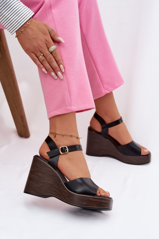 Sandales pour femmes Sur un coin Eko Peau couleur noire Parilisse