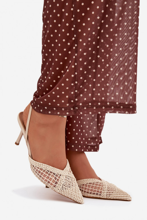 Sandales „Hanelis“ couleur ivoire avec éléments ajourés et talons fins