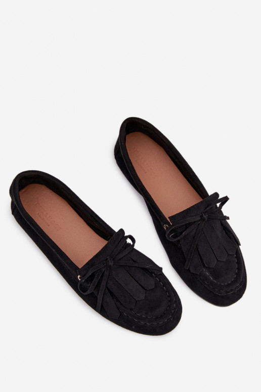 Mocassins pour femmes Glorina noirs avec des détails stylés et des franges