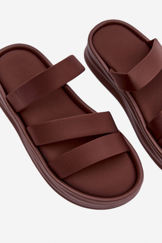  Pantoufles pour femmes avec une plateforme avec des bandes CzekoladoÀe Liorine