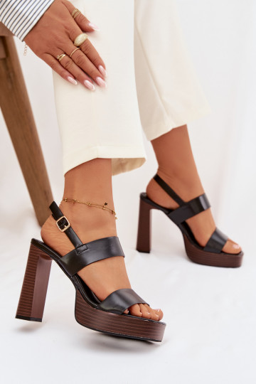 Sandales à talons hauts et plateforme en simili cuir noir Hanelia