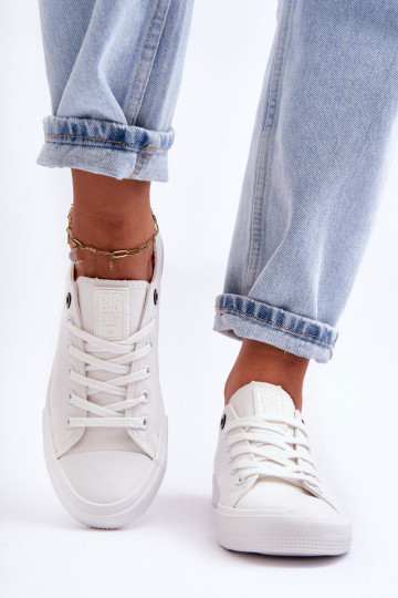 Il fauttière basse femme chaussures décontractées Big Star KK274008 couleur blanche 2