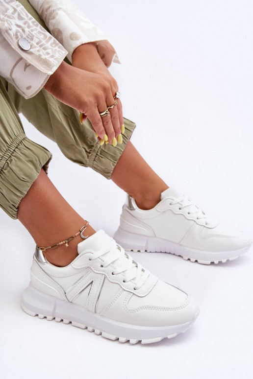 Peau Féminin baskets couleur blanche Kabama