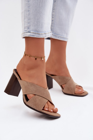 Pantoufles pour femmes avec des talons beige Denessa 2
