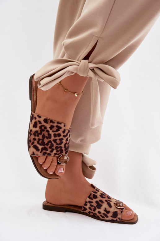 Chaussons Appartement pour femmes Avec des décorations Detalem en daim écologiqueoÀe avec des motifs en fourrure de léopard Sela