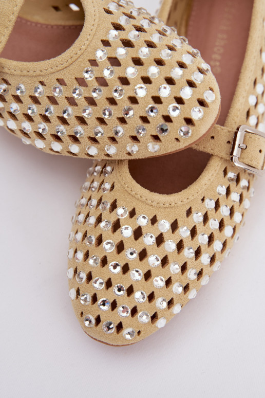 Ballerines Féminin avec des éléments ajourés avec des yeux qui clignotent I Bandesem couleur jaune DANSilvessa