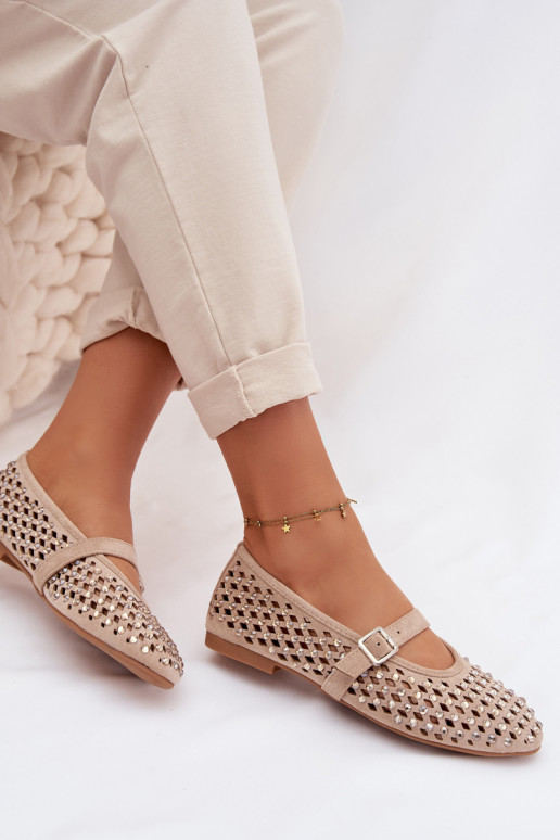 Ballerines Féminin avec des éléments ajourés avec des yeux qui clignotent I Bandesem beige DANSilvessa