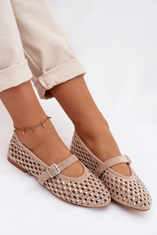 Ballerines Féminin avec des éléments ajourés avec des yeux qui clignotent I Bandesem beige DANSilvessa