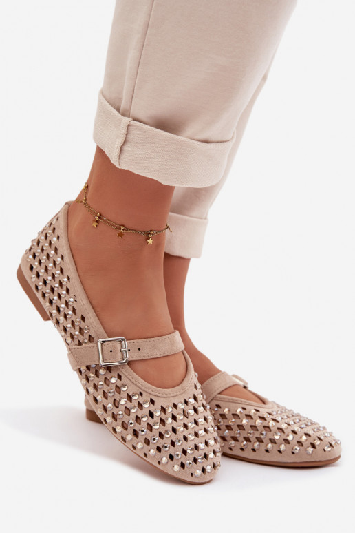 Ballerines Féminin avec des éléments ajourés avec des yeux qui clignotent I Bandesem beige DANSilvessa