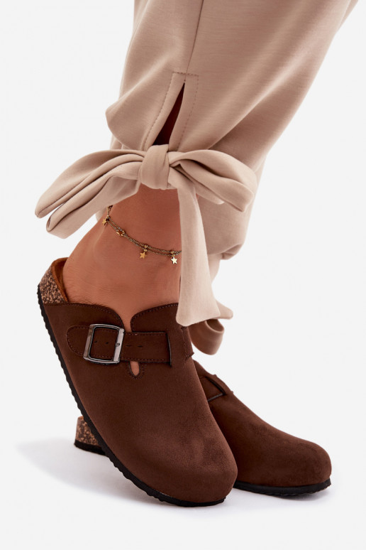 Chaussons Sabots Féminin avec boucles CzekoladoÀe Delirisse