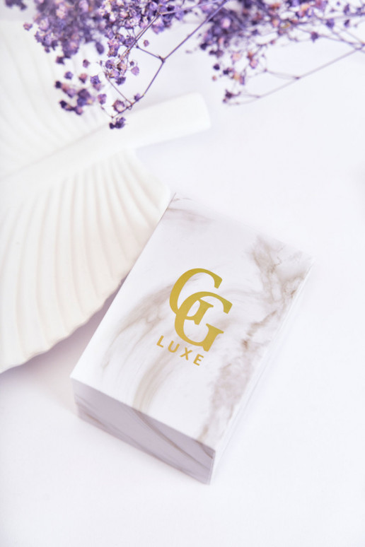 Montre femme GG Luxe couleur dorée Avec bouclier d argent