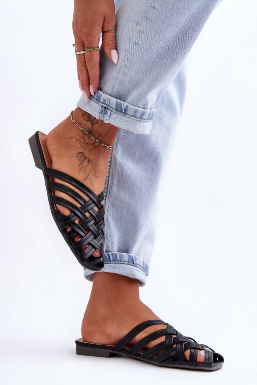 Peau Féminin Chaussons avec des bandes couleur noire Doralia